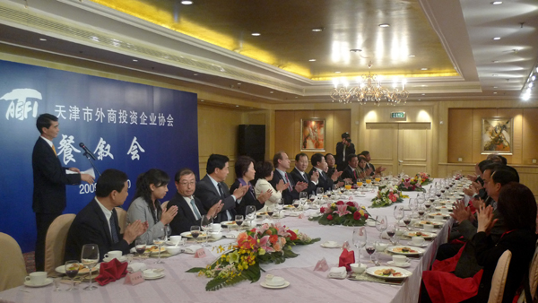 市外企协会搭建平台举办“餐叙会”副市长任学锋出席
